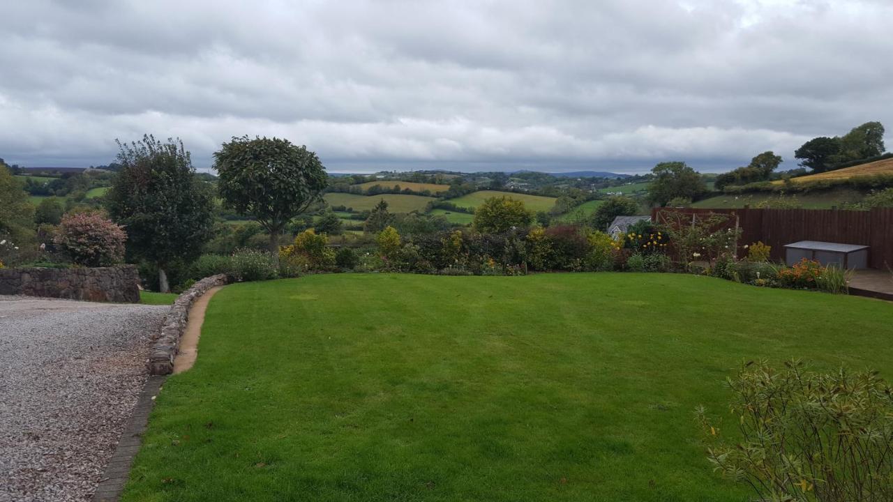 Immaculate 1-Bed Lodge Newton Abbot Torquay Kingskerswell 外观 照片