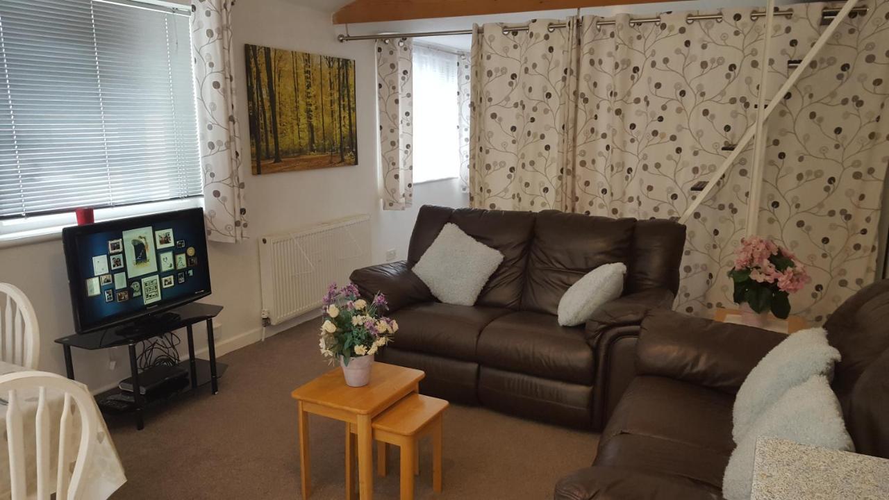 Immaculate 1-Bed Lodge Newton Abbot Torquay Kingskerswell 外观 照片
